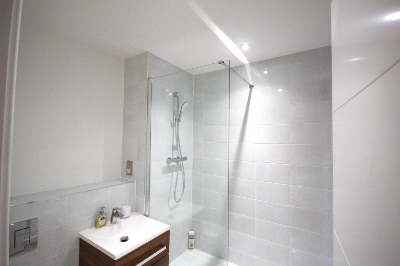 Modern 2 Bed Apartment With Central Location Birmingham Ngoại thất bức ảnh